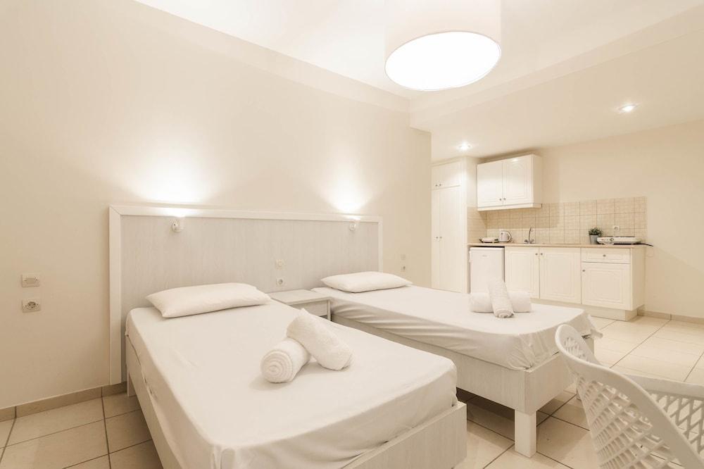 Alykes View Apartments Екстериор снимка
